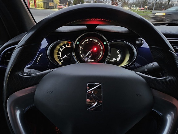 Citroen DS3 11 of 15