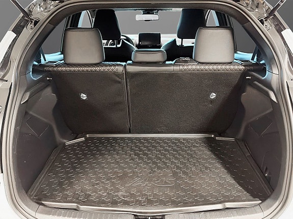 Toyota Yaris 11 of 11
