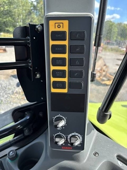 CLAAS Arion 630 CIS 11 of 23