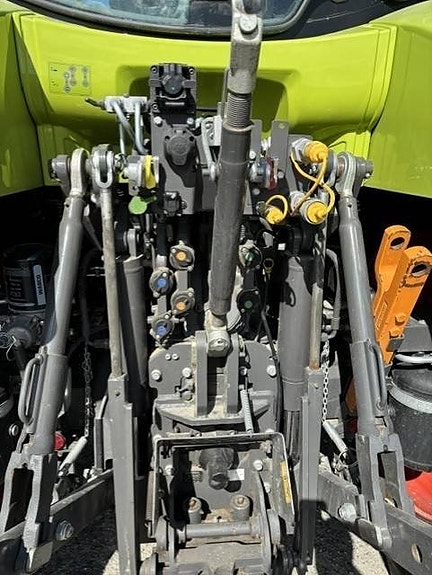 CLAAS Arion 630 CIS 5 of 23