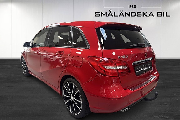 Mercedes-Benz B180 3 of 12