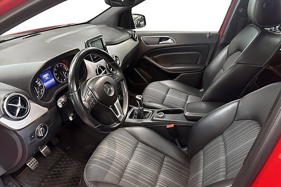 Mercedes-Benz B180 11 of 12