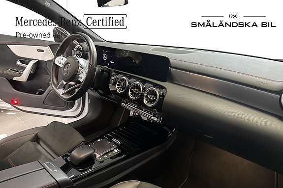 Mercedes-Benz CLA250 e 9 of 12