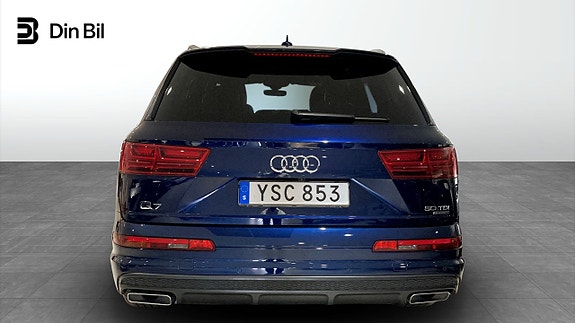 Audi Q7 5 of 12