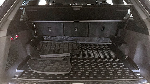 Audi Q7 12 of 12