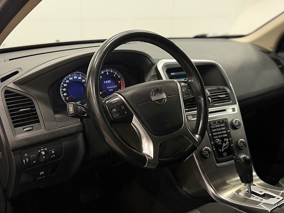 Volvo XC60 9 of 19