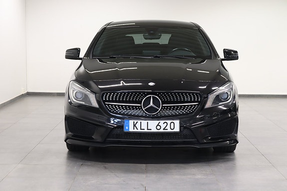 Mercedes-Benz CLA200 2 of 23