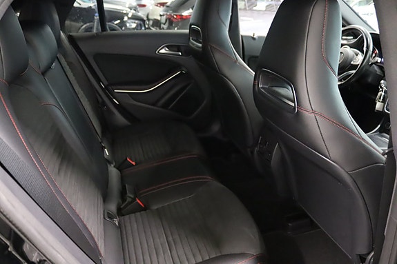 Mercedes-Benz CLA200 23 of 23