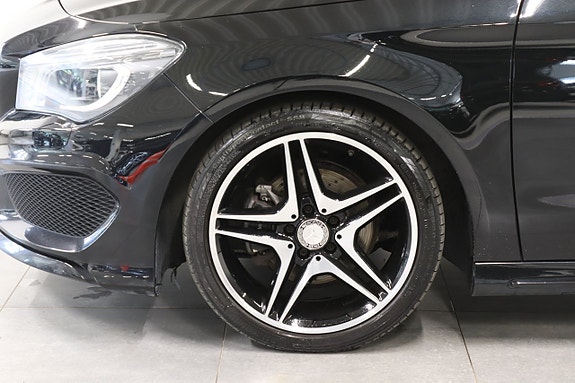 Mercedes-Benz CLA200 8 of 23
