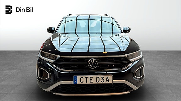 Volkswagen T-Roc 4 of 12