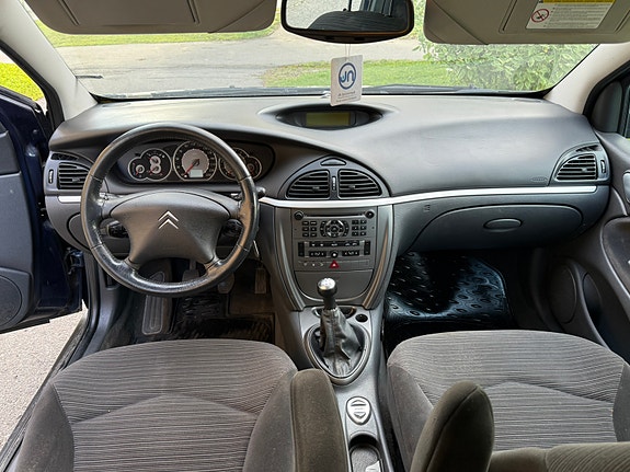 Citroen C5 4 of 5
