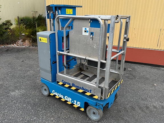 Pelarlift - GENIE - GR-15 - 2014 - 366 timmar 2 of 6