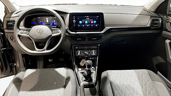 Volkswagen T-Cross 10 of 12