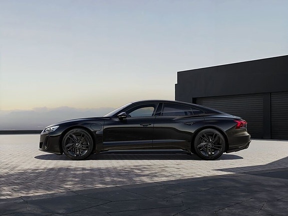 Audi e-tron GT 5 of 10