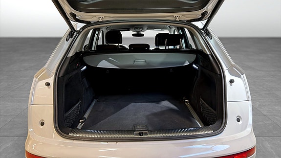 Audi Q5 12 of 19