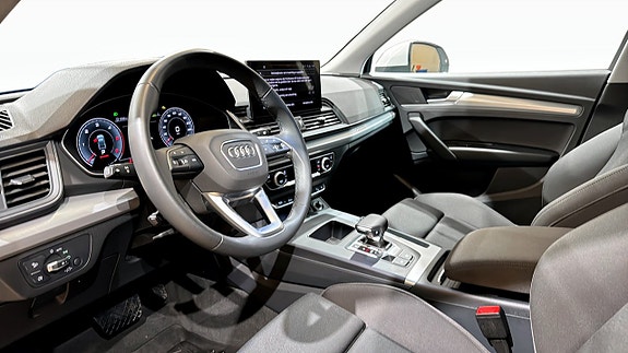 Audi Q5 7 of 19