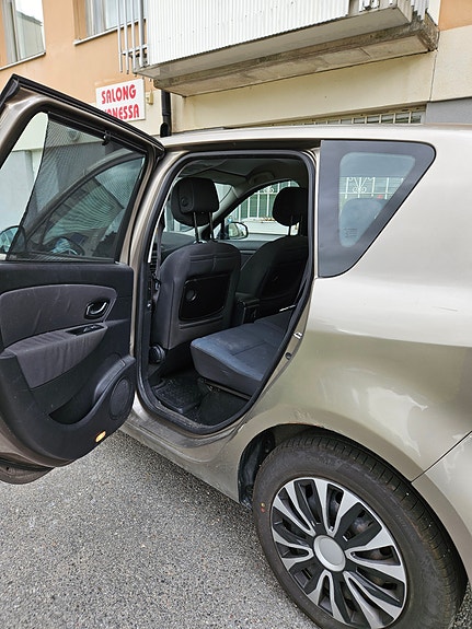 Renault Scenic III 3 of 6