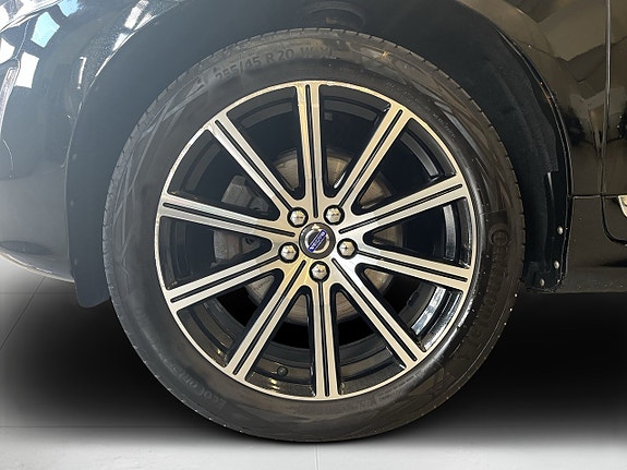 Volvo XC60 6 of 25