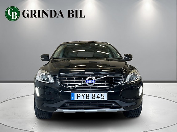 Volvo XC60 5 of 25