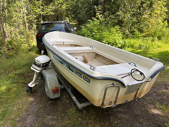 Båt, utombordare & trailer i paket 6 of 6