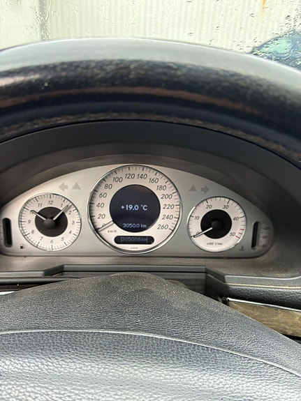 Mercedes-Benz E320 2 of 5