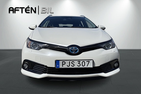 Toyota Auris 3 of 20