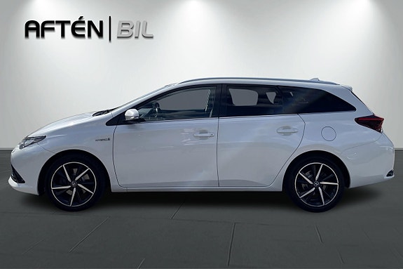 Toyota Auris 6 of 20
