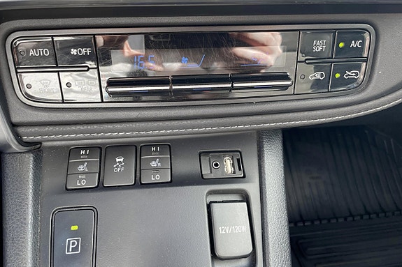 Toyota Auris 19 of 20