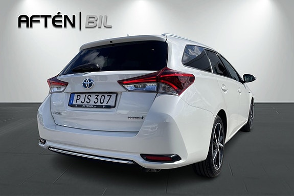 Toyota Auris 10 of 20