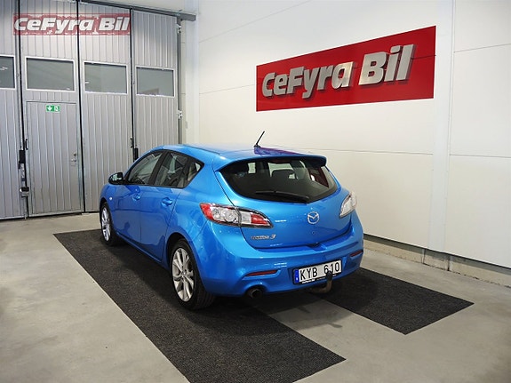 Mazda 3 8 of 16