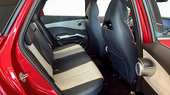 BYD Atto 3 5 of 18