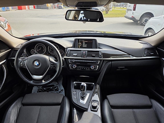 BMW 320 10 of 13
