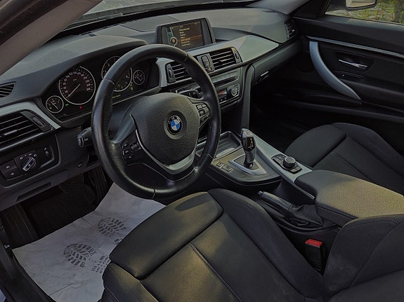 BMW 320 10 of 14