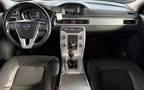 Volvo V70 10 of 14