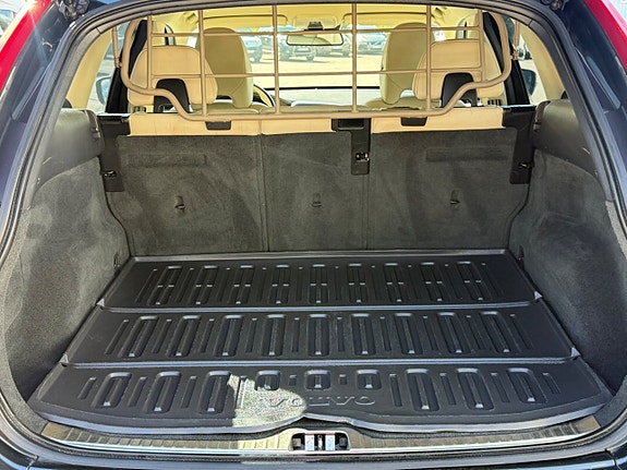 Volvo XC60 6 of 15