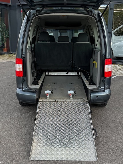 Volkswagen Caddy Maxi 8 of 19