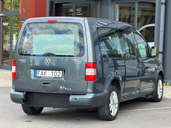 Volkswagen Caddy Maxi 4 of 19