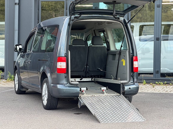 Volkswagen Caddy Maxi 15 of 19