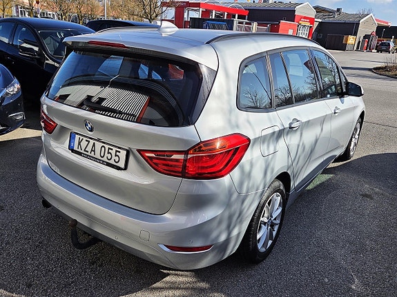 BMW 218 5 of 16