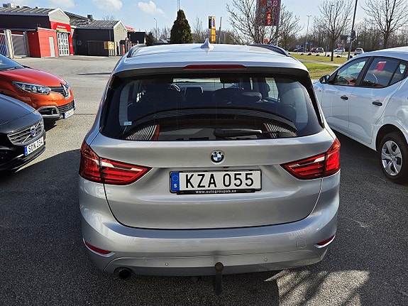 BMW 218 6 of 16