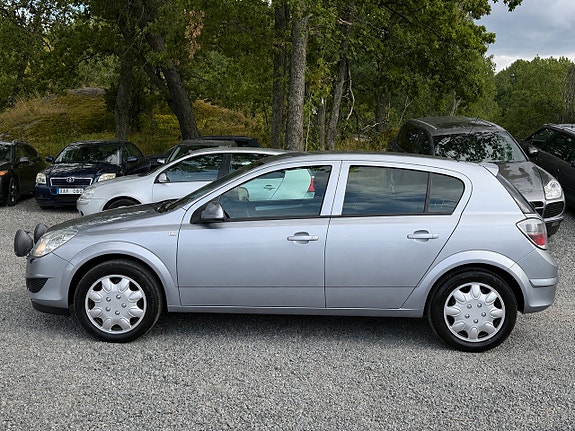 Opel Astra 6 of 16