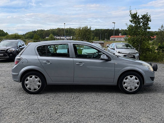 Opel Astra 5 of 16