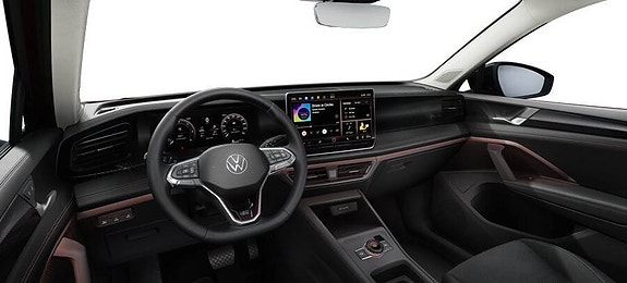 Volkswagen Tiguan 4 of 5