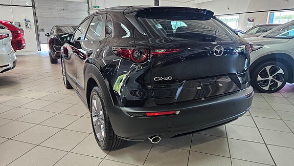 Mazda CX-30 7 of 9