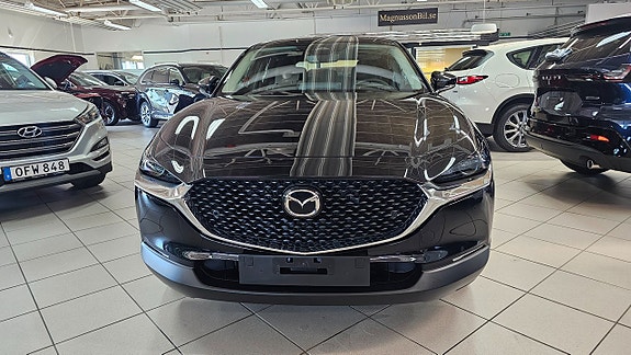 Mazda CX-30 3 of 9