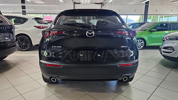 Mazda CX-30 6 of 9