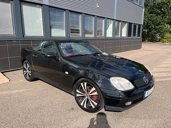 Mercedes-Benz SLK230 5 of 17