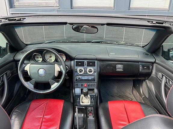 Mercedes-Benz SLK230 12 of 17