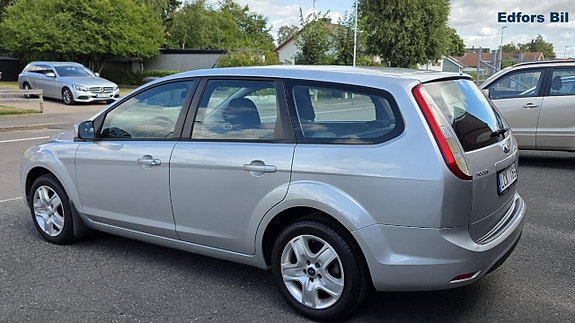 Ford Focus 2 of 15