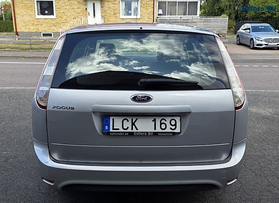 Ford Focus 7 of 15